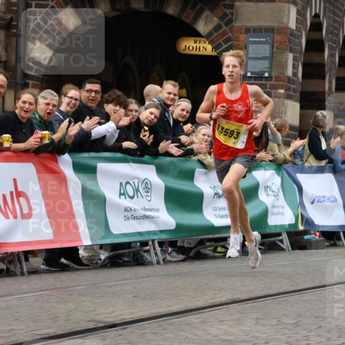 13.09.2026 - 21. swb-Marathon Bremen Strokosch-Dieckow http://msf.ph/oto/10283117 13.09.2026 10:28:52 Ziel 13515, 13547, 13567, 13635, 13604, 13614 meine-sportfotos.de