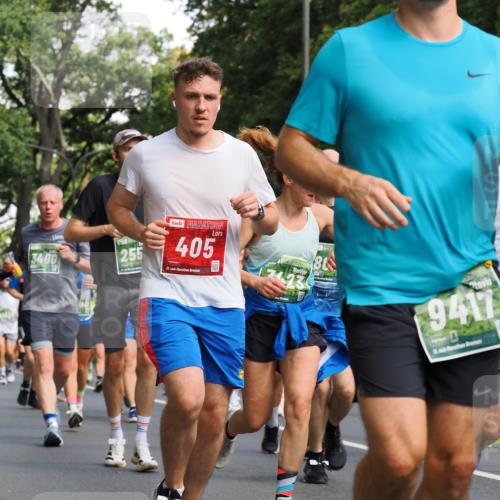 13.09.2026 - 21. swb-Marathon Bremen TobiasT http://msf.ph/oto/10283252 13.09.2026 12:04:18 Laufen 3400, 255, 405, 21, 74, 93, 81, 9417 meine-sportfotos.de