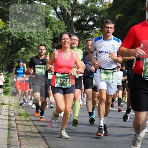 13.09.2026 - 21. swb-Marathon Bremen TobiasT http://msf.ph/oto/10283296 13.09.2026 12:04:25 Laufen 1459, 9064, 600, 9779, 458 meine-sportfotos.de