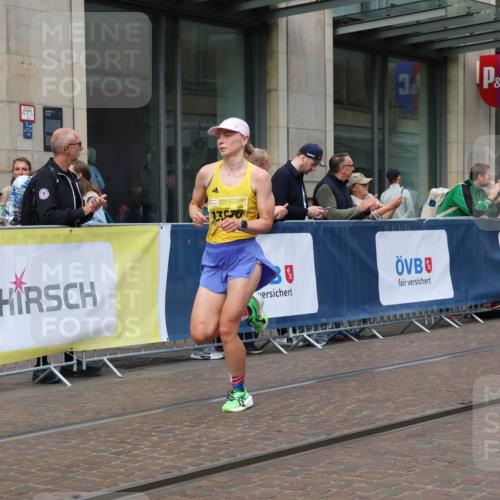 13.09.2026 - 21. swb-Marathon Bremen Strokosch-Dieckow http://msf.ph/oto/10283379 13.09.2026 10:33:40 Ziel 10797, 13541, 10366, 10475, 11059, 11481, 11652, 12459, 13530 meine-sportfotos.de