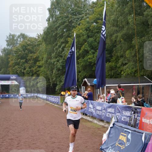 13.09.2026 - Airport Race Dennis Weichert http://msf.ph/oto/10283416 13.09.2026 10:23:12 Ziel 5128, 5282, 5286 meine-sportfotos.de