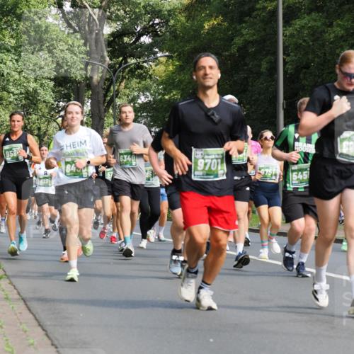13.09.2026 - 21. swb-Marathon Bremen TobiasT http://msf.ph/oto/10283453 13.09.2026 12:05:02 Laufen 6281, 64, 6340, 9701, 545 meine-sportfotos.de