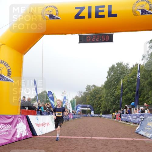 13.09.2026 - Airport Race Dennis Weichert http://msf.ph/oto/10283465 13.09.2026 10:23:31 Ziel 5028 meine-sportfotos.de