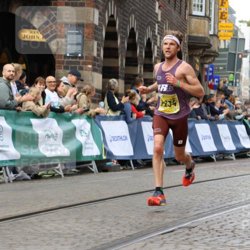 13.09.2026 - 21. swb-Marathon Bremen Strokosch-Dieckow http://msf.ph/oto/10283513 13.09.2026 10:29:45 Ziel 11234, 13517, 13542, 13557 meine-sportfotos.de
