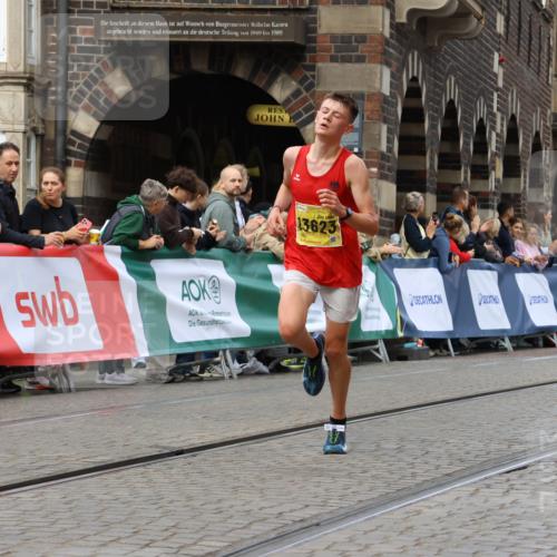 13.09.2026 - 21. swb-Marathon Bremen Strokosch-Dieckow http://msf.ph/oto/10283542 13.09.2026 10:29:50 Ziel 11234, 13517, 13542, 13557, 13623 meine-sportfotos.de