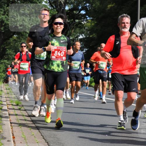 13.09.2026 - 21. swb-Marathon Bremen TobiasT http://msf.ph/oto/10283707 13.09.2026 12:06:14 Laufen 1974, 3900, 840, 0199, 21, 126, 182, 3486 meine-sportfotos.de