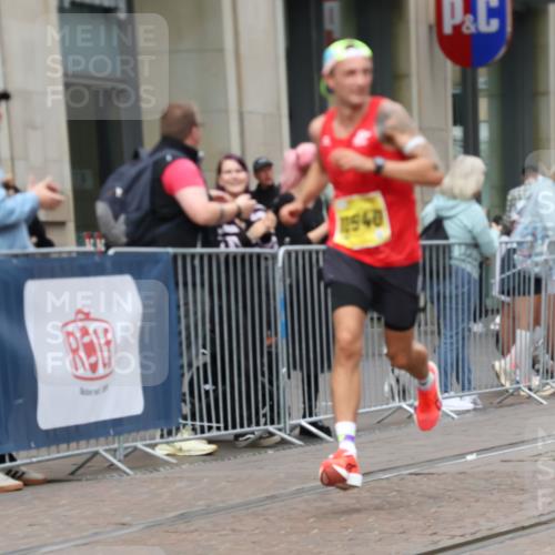13.09.2026 - 21. swb-Marathon Bremen Strokosch-Dieckow http://msf.ph/oto/10283730 13.09.2026 10:34:46 Ziel 10261, 10262, 11197, 11964, 13505, 13560, 13588, 13601, 13625, 10818, 12358, 12413, 12540, 13637 meine-sportfotos.de