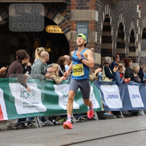 13.09.2026 - 21. swb-Marathon Bremen Strokosch-Dieckow http://msf.ph/oto/10283742 13.09.2026 10:30:26 Ziel 13522, 13561, 12458, 13603 meine-sportfotos.de