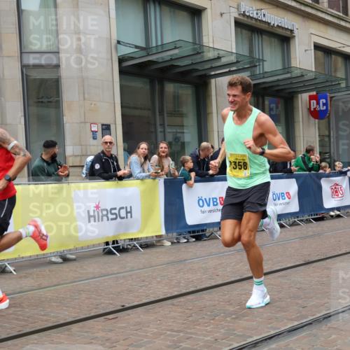 13.09.2026 - 21. swb-Marathon Bremen Strokosch-Dieckow http://msf.ph/oto/10283767 13.09.2026 10:34:48 Ziel 10261, 10262, 10994, 11197, 11512, 13505, 13560, 13588, 13601, 13625, 10818, 11197, 11964, 12358, 12413, 12540, 13637 meine-sportfotos.de