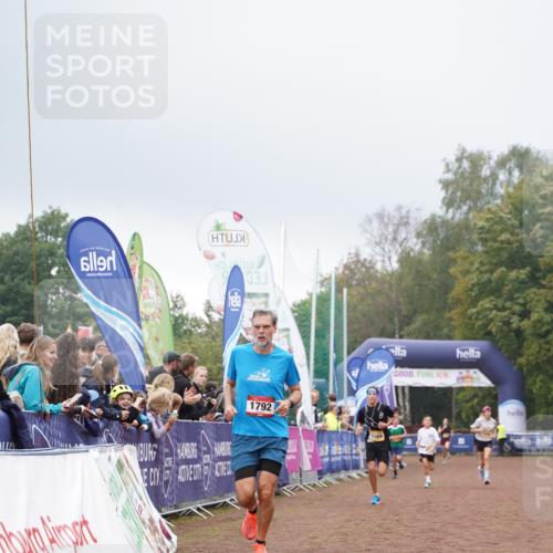 13.09.2026 - Airport Race Dennis Weichert http://msf.ph/oto/10283802 13.09.2026 10:24:04 Ziel 1792, 5020, 5127, 5136, 5298, 5340, 5369, 5370, 5447 meine-sportfotos.de