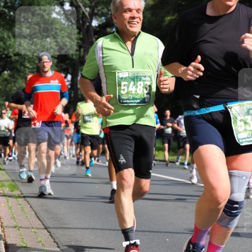 13.09.2026 - 21. swb-Marathon Bremen TobiasT http://msf.ph/oto/10283817 13.09.2026 12:06:32 Laufen 5483, 21 meine-sportfotos.de