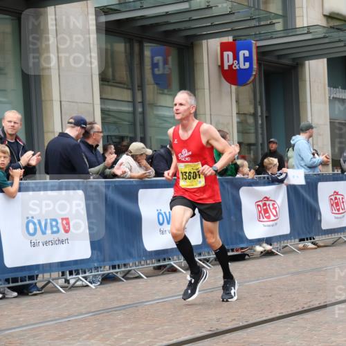 13.09.2026 - 21. swb-Marathon Bremen Strokosch-Dieckow http://msf.ph/oto/10283855 13.09.2026 10:34:55 Ziel 10261, 10262, 10994, 11068, 11176, 11345, 11512, 13505, 13514, 13540, 13560, 13590, 13619, 10818, 11197, 11964, 12358, 12413, 12540, 13588, 13601, 13625, 13637 meine-sportfotos.de