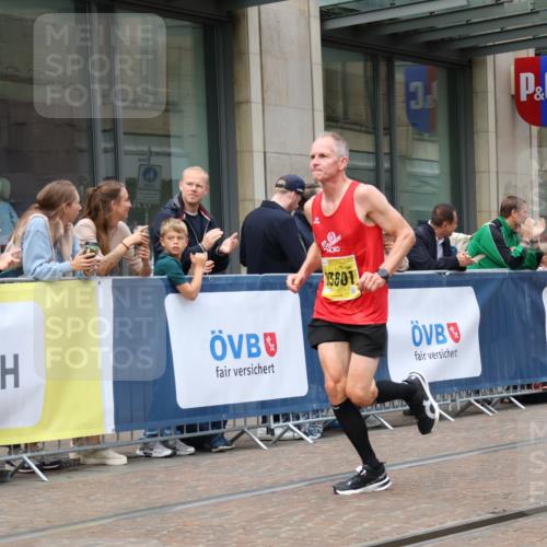 13.09.2026 - 21. swb-Marathon Bremen Strokosch-Dieckow http://msf.ph/oto/10283861 13.09.2026 10:34:55 Ziel 10261, 10262, 10994, 11068, 11176, 11345, 11512, 13505, 13514, 13540, 13560, 13590, 13619, 10818, 11197, 11964, 12358, 12413, 12540, 13588, 13601, 13625, 13637 meine-sportfotos.de