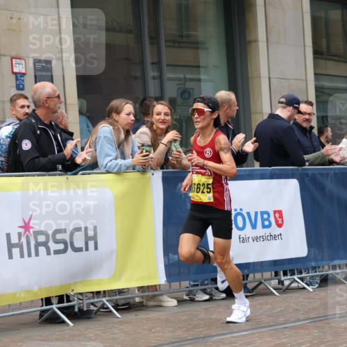 13.09.2026 - 21. swb-Marathon Bremen Strokosch-Dieckow http://msf.ph/oto/10283876 13.09.2026 10:34:57 Ziel 10261, 10262, 10994, 11068, 11176, 11345, 11512, 13505, 13514, 13540, 13560, 13590, 13619, 10818, 11197, 11964, 12358, 12413, 12540, 13588, 13601, 13625, 13637 meine-sportfotos.de