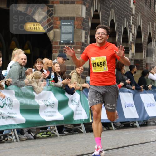 13.09.2026 - 21. swb-Marathon Bremen Strokosch-Dieckow http://msf.ph/oto/10283899 13.09.2026 10:30:48 Ziel 13569, 13576, 13603, 13537, 13554, 13572, 13630 meine-sportfotos.de