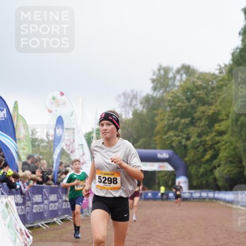 13.09.2026 - Airport Race Dennis Weichert http://msf.ph/oto/10283924 13.09.2026 10:24:11 Ziel 1792, 4180, 5136, 5298, 5345, 5369 meine-sportfotos.de