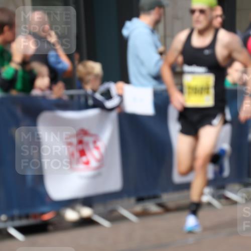 13.09.2026 - 21. swb-Marathon Bremen Strokosch-Dieckow http://msf.ph/oto/10283937 13.09.2026 10:35:06 Ziel 10994, 11068, 11176, 11345, 11512, 12289, 13514, 13540, 13583, 13590, 13619, 10261, 10262, 11197, 11964, 12358, 12413, 13505, 13560, 13588, 13601, 13625 meine-sportfotos.de
