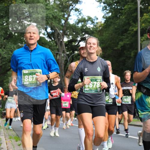 13.09.2026 - 21. swb-Marathon Bremen TobiasT http://msf.ph/oto/10283969 13.09.2026 12:07:21 Laufen 867, 7262, 240, 1052, 6678, 7261, 2638 meine-sportfotos.de