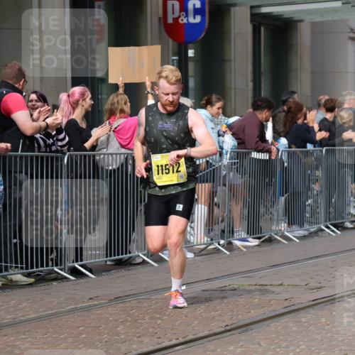 13.09.2026 - 21. swb-Marathon Bremen Strokosch-Dieckow http://msf.ph/oto/10284012 13.09.2026 10:35:14 Ziel 11068, 11176, 11345, 12289, 13514, 13540, 13558, 13583, 13590, 13619, 10261, 10262, 10994, 11512, 13505, 13560, 13588, 13601, 13625 meine-sportfotos.de