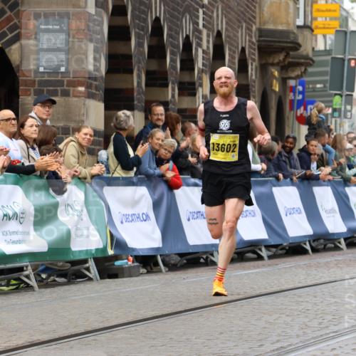 13.09.2026 - 21. swb-Marathon Bremen Strokosch-Dieckow http://msf.ph/oto/10284110 13.09.2026 10:31:17 Ziel 13537, 13554, 13572, 13630, 13504, 13571 meine-sportfotos.de