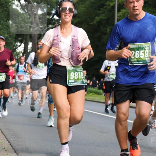 13.09.2026 - 21. swb-Marathon Bremen TobiasT http://msf.ph/oto/10284139 13.09.2026 12:07:58 Laufen 9819, 9232, 21, 1012, 2659, 21, 20 meine-sportfotos.de