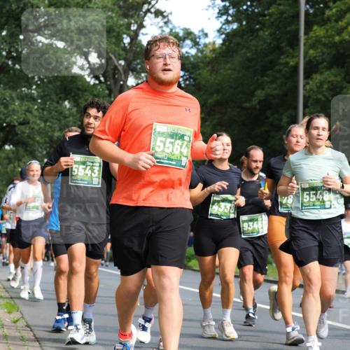 13.09.2026 - 21. swb-Marathon Bremen TobiasT http://msf.ph/oto/10284193 13.09.2026 12:08:14 Laufen 15543, 5564, 26, 433, 9346, 78, 5548 meine-sportfotos.de