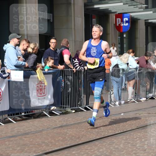 13.09.2026 - 21. swb-Marathon Bremen Strokosch-Dieckow http://msf.ph/oto/10284231 13.09.2026 10:35:38 Ziel 10244, 13534, 13558, 10994, 11068, 11176, 11345, 11512, 12289, 13514, 13540, 13558, 13583, 13590, 13619 meine-sportfotos.de