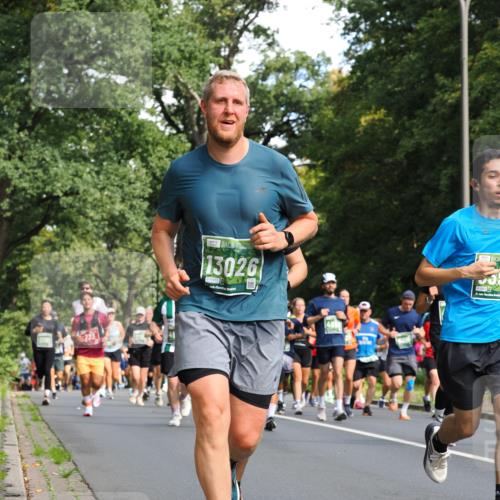 13.09.2026 - 21. swb-Marathon Bremen TobiasT http://msf.ph/oto/10284265 13.09.2026 12:08:29 Laufen 13026, 4650 meine-sportfotos.de