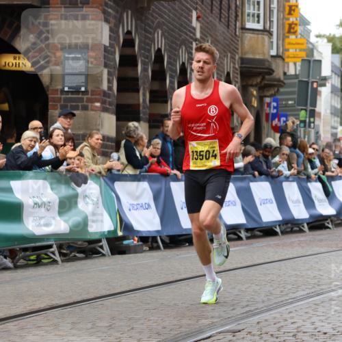 13.09.2026 - 21. swb-Marathon Bremen Strokosch-Dieckow http://msf.ph/oto/10284274 13.09.2026 10:31:43 Ziel 13504, 13571, 12457, 13533, 13536, 13573, 13618 meine-sportfotos.de