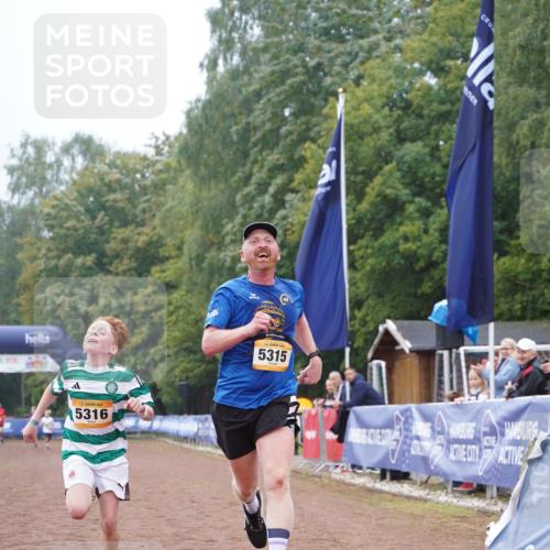 13.09.2026 - Airport Race Dennis Weichert http://msf.ph/oto/10284386 13.09.2026 10:25:34 Ziel 5315, 5316 meine-sportfotos.de