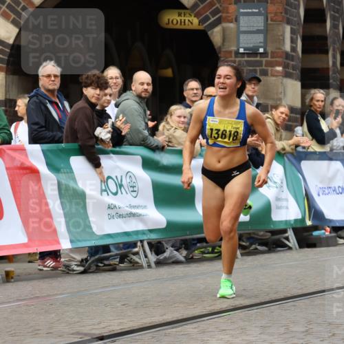 13.09.2026 - 21. swb-Marathon Bremen Strokosch-Dieckow http://msf.ph/oto/10284423 13.09.2026 10:32:04 Ziel 12457, 13533, 13536, 13573, 13618, 13643, 13543, 13582, 13632 meine-sportfotos.de
