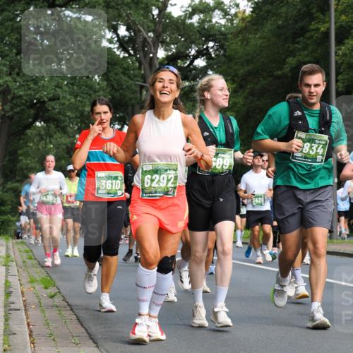 13.09.2026 - 21. swb-Marathon Bremen TobiasT http://msf.ph/oto/10284439 13.09.2026 12:09:01 Laufen 3610, 6292, 509, 834, 3426 meine-sportfotos.de
