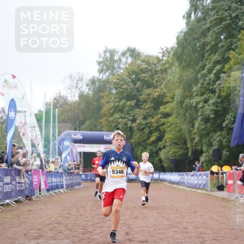 13.09.2026 - Airport Race Dennis Weichert http://msf.ph/oto/10284457 13.09.2026 10:25:45 Ziel 5139, 5346, 5414 meine-sportfotos.de