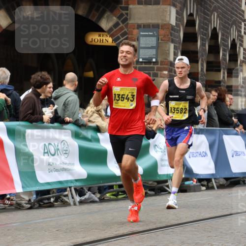 13.09.2026 - 21. swb-Marathon Bremen Strokosch-Dieckow http://msf.ph/oto/10284510 13.09.2026 10:32:16 Ziel 12457, 13533, 13536, 13543, 13573, 13618, 13524, 13564, 13638, 13639 meine-sportfotos.de