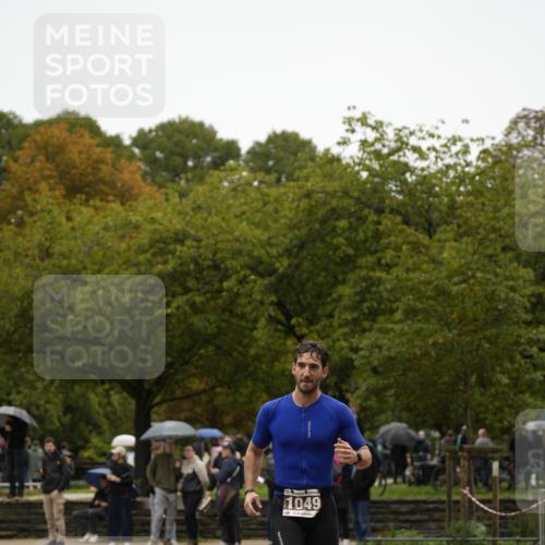 13.09.2026 - Stadtparktriathlon Patografie http://msf.ph/oto/10284595 13.09.2026 13:05:05 Ziel 887, 1049 meine-sportfotos.de