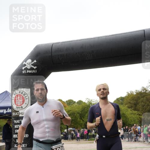 13.09.2026 - Stadtparktriathlon Patografie http://msf.ph/oto/10284633 13.09.2026 13:05:24 Ziel 981, 1008, 1011, 1026, 1047 meine-sportfotos.de