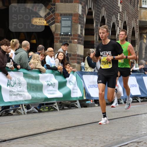 13.09.2026 - 21. swb-Marathon Bremen Strokosch-Dieckow http://msf.ph/oto/10284635 13.09.2026 10:32:33 Ziel 13543, 13564, 13582, 13632, 13639, 13550, 13599, 13622 meine-sportfotos.de