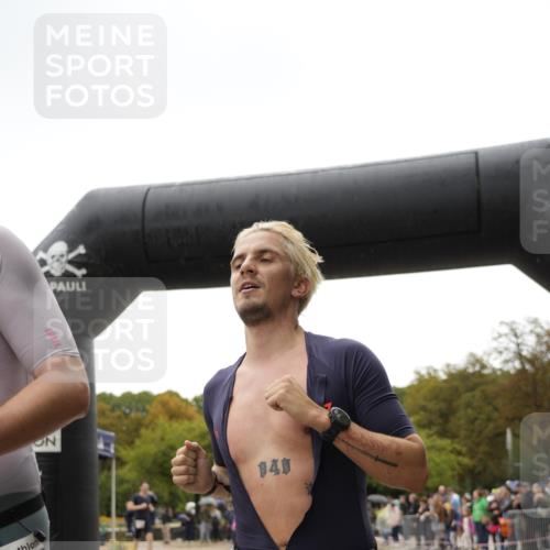 13.09.2026 - Stadtparktriathlon Patografie http://msf.ph/oto/10284636 13.09.2026 13:05:24 Ziel 981, 1008, 1011, 1026, 1047 meine-sportfotos.de