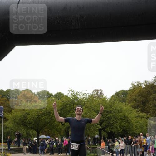 13.09.2026 - Stadtparktriathlon Patografie http://msf.ph/oto/10284644 13.09.2026 13:05:28 Ziel 981, 1008, 1011, 1016, 1026 meine-sportfotos.de