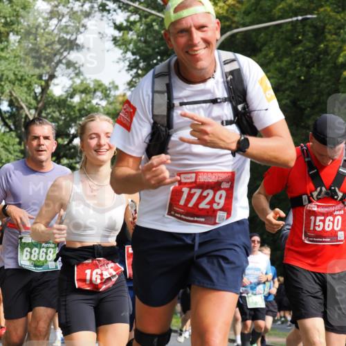 13.09.2026 - 21. swb-Marathon Bremen TobiasT http://msf.ph/oto/10284645 13.09.2026 12:09:49 Laufen 6868, 16, 120, 1729, 1560, 21, 240 meine-sportfotos.de