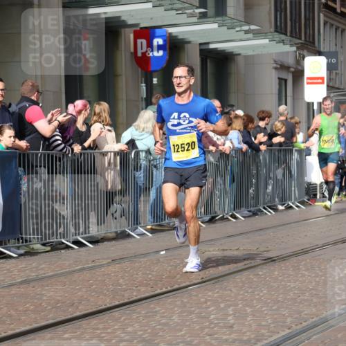 13.09.2026 - 21. swb-Marathon Bremen Strokosch-Dieckow http://msf.ph/oto/10284652 13.09.2026 10:36:58 Ziel 10502, 10961, 11619, 11654, 11854, 13568, 13608, 11738, 12456, 12520, 13606 meine-sportfotos.de