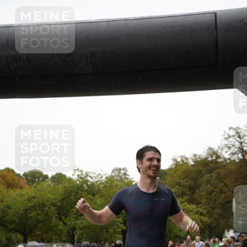 13.09.2026 - Stadtparktriathlon Patografie http://msf.ph/oto/10284654 13.09.2026 13:05:29 Ziel 981, 1008, 1011, 1016, 1026 meine-sportfotos.de
