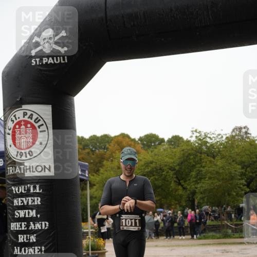 13.09.2026 - Stadtparktriathlon Patografie http://msf.ph/oto/10284662 13.09.2026 13:05:33 Ziel 1011, 1016, 1026 meine-sportfotos.de