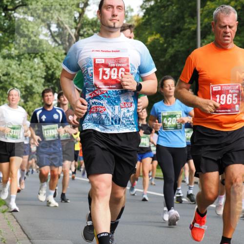 13.09.2026 - 21. swb-Marathon Bremen TobiasT http://msf.ph/oto/10284674 13.09.2026 12:09:54 Laufen 26, 1396, 21, 09, 10, 000, 42, 195, 13130, 420, 1965, 26 meine-sportfotos.de