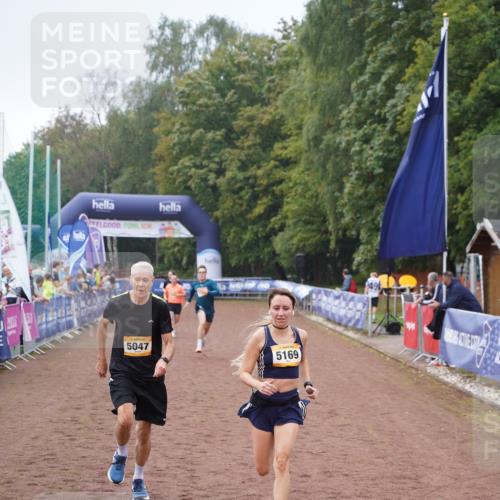 13.09.2026 - Airport Race Dennis Weichert http://msf.ph/oto/10284686 13.09.2026 10:26:16 Ziel 5047, 5169, 5299 meine-sportfotos.de
