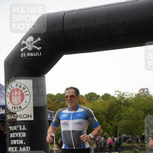 13.09.2026 - Stadtparktriathlon Patografie http://msf.ph/oto/10284693 13.09.2026 13:05:49 Ziel 1055 meine-sportfotos.de