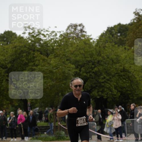 13.09.2026 - Stadtparktriathlon Patografie http://msf.ph/oto/10284701 13.09.2026 13:06:02 Ziel 861, 971, 1064, 1068 meine-sportfotos.de