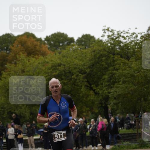 13.09.2026 - Stadtparktriathlon Patografie http://msf.ph/oto/10284710 13.09.2026 13:06:04 Ziel 861, 971, 1064, 1068 meine-sportfotos.de