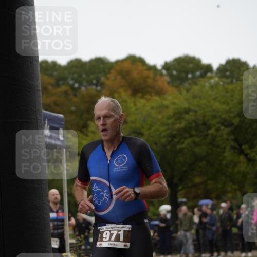 13.09.2026 - Stadtparktriathlon Patografie http://msf.ph/oto/10284717 13.09.2026 13:06:05 Ziel 861, 971, 1064, 1068 meine-sportfotos.de