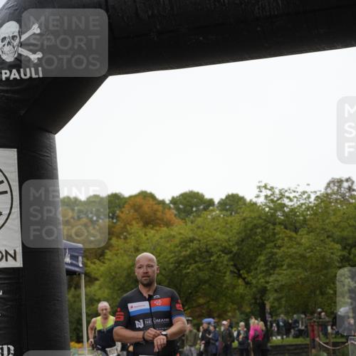 13.09.2026 - Stadtparktriathlon Patografie http://msf.ph/oto/10284727 13.09.2026 13:06:08 Ziel 861, 971, 1064, 1068 meine-sportfotos.de